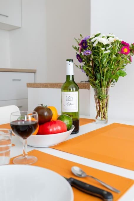 Escapade Marseillaise Pres Des Terrasses Du Port Apartment มาร์กเซย ภายนอก รูปภาพ