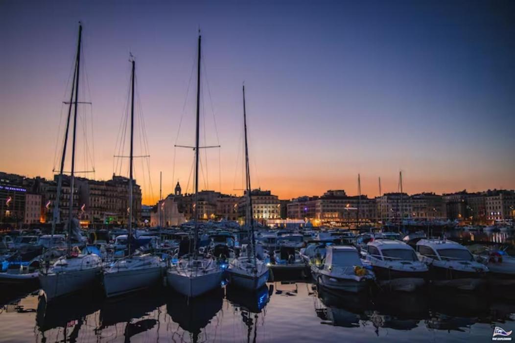 Escapade Marseillaise Pres Des Terrasses Du Port Apartment มาร์กเซย ภายนอก รูปภาพ